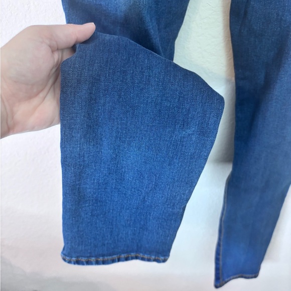 Classic Blue Kids Jeans with Distressed Accents Size 12 - Picture 11 of 13